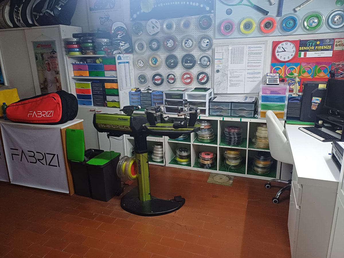 Incordatore Racchette Tennis Firenze - RB Stringer Incordatore Racchette Tennis Firenze - RB Stringer